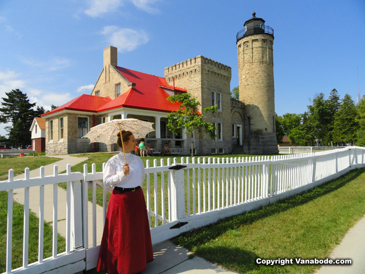 mackinaw city lighthouse museum sales girl