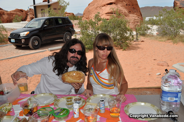 Vanabode author Jason Odom and wife Kelly Odom goofing off at the valley of fire state park
